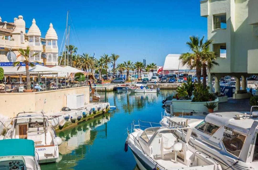 Puerto Marina Apartment Беналмадена Екстериор снимка