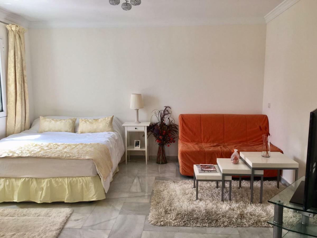 Puerto Marina Apartment Беналмадена Екстериор снимка